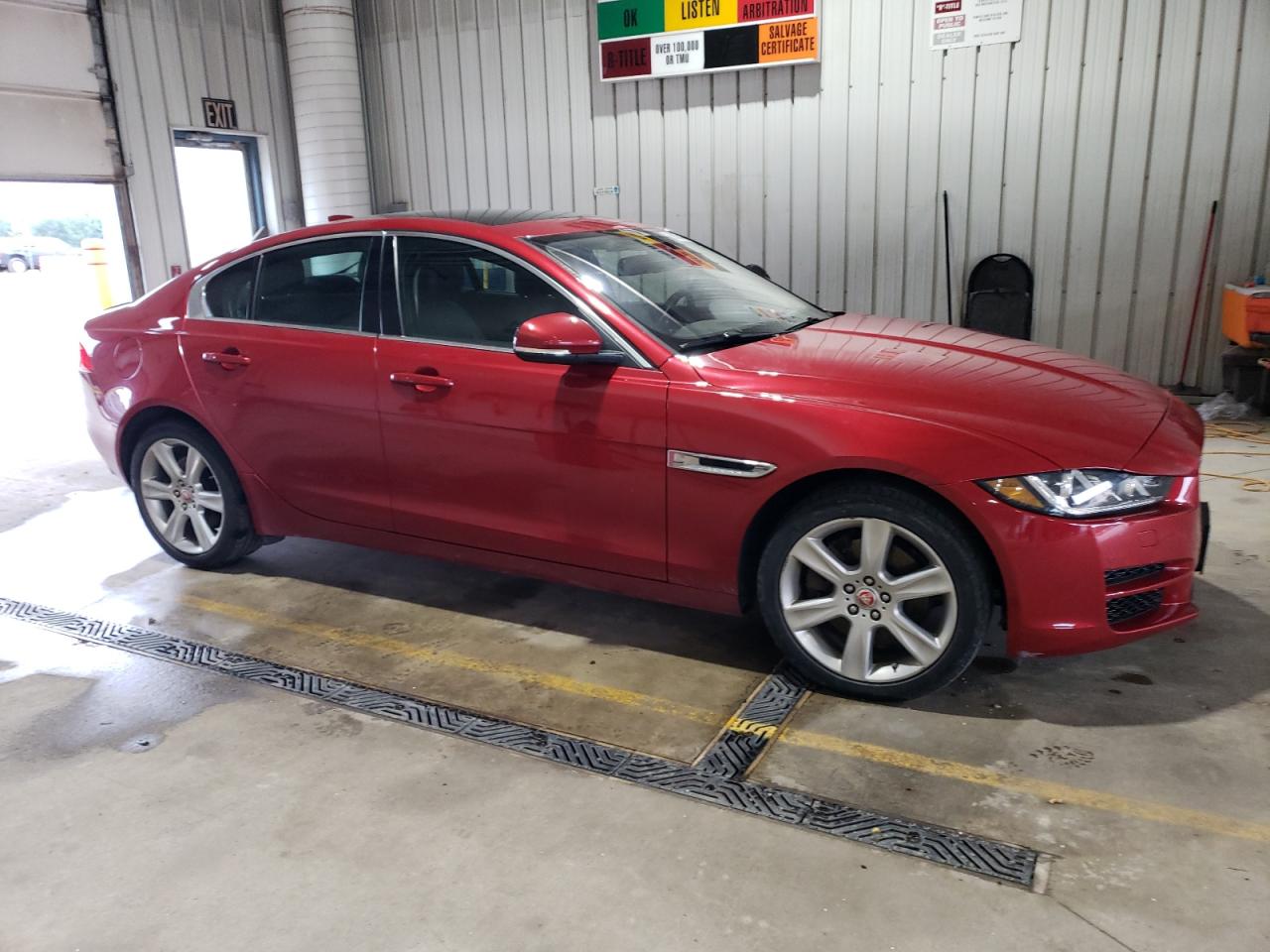 Автомобиль JAGUAR XE PRESTIGE 2018 | GrandCar