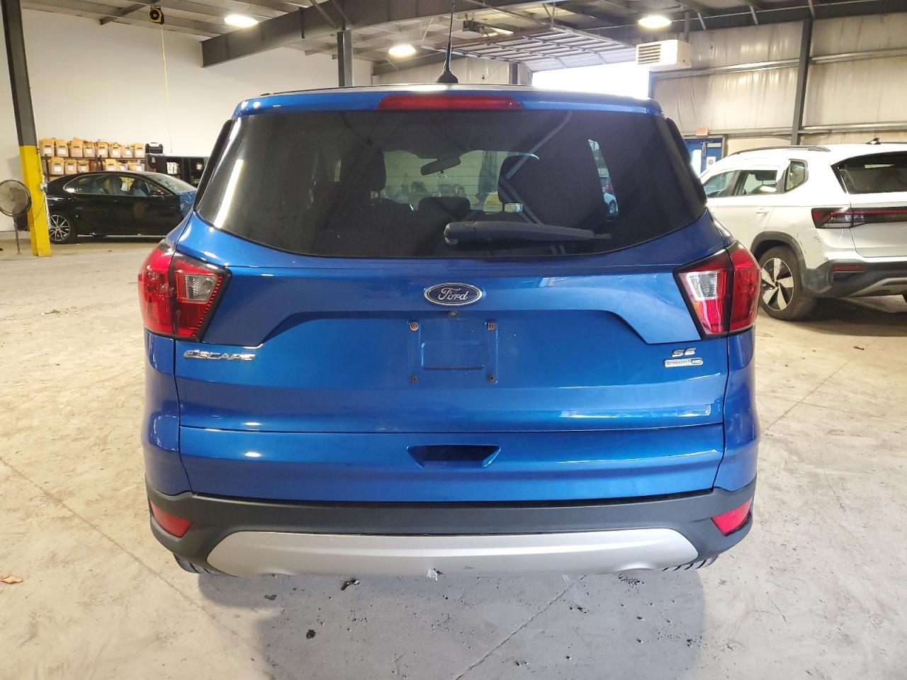 Автомобіль FORD ESCAPE SE 2019 | GrandCar Автомобіль FORD ESCAPE SE 2019 | GrandCar