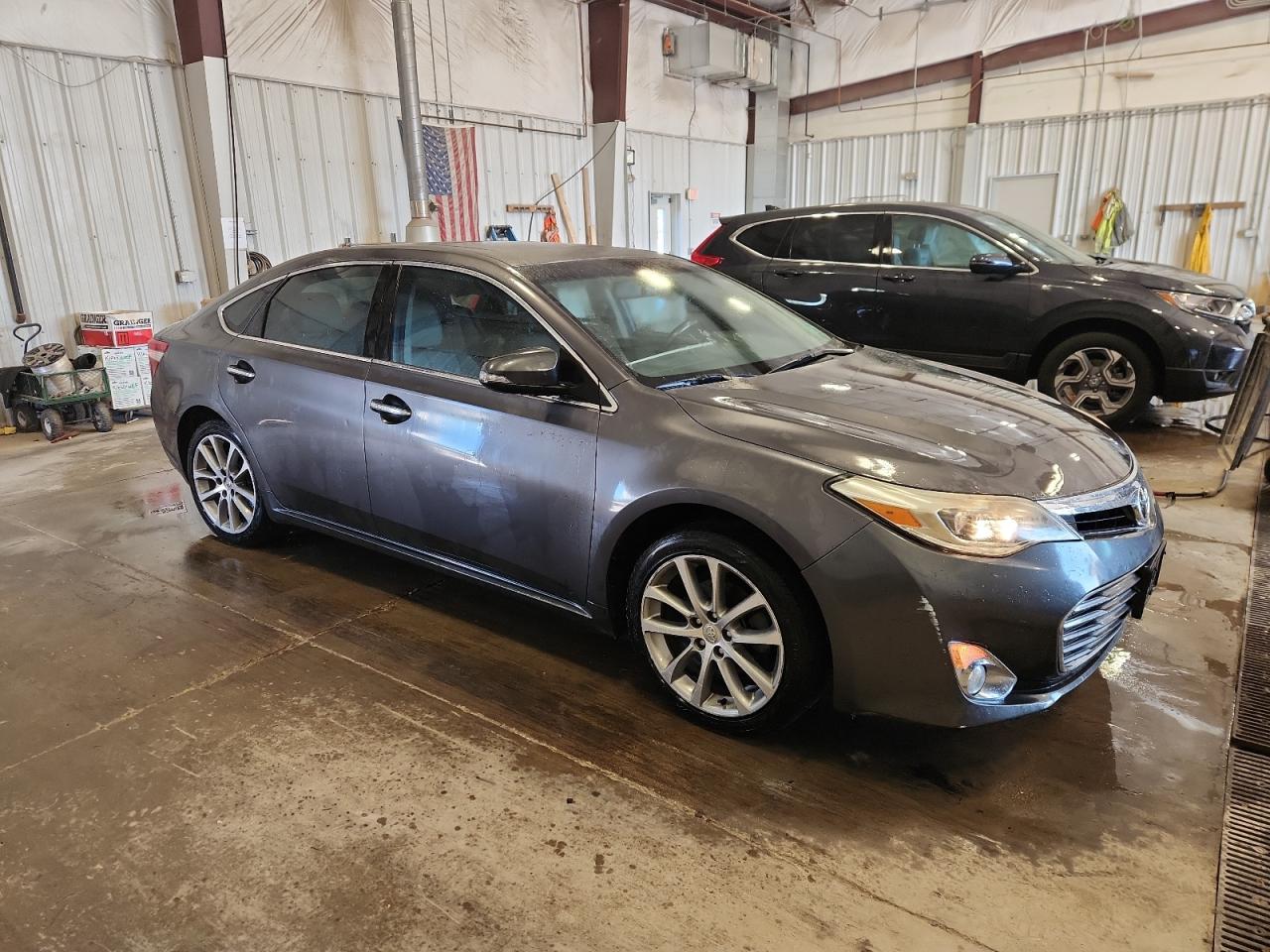 Автомобиль TOYOTA AVALON BASE 2014 | GrandCar Автомобиль TOYOTA AVALON BASE 2014 | GrandCar