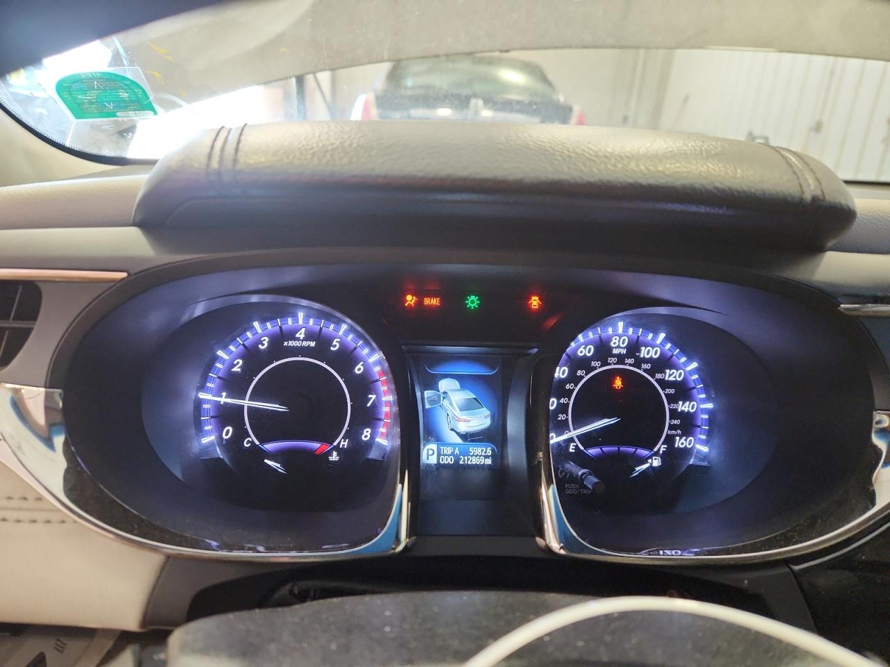 Автомобиль TOYOTA AVALON BASE 2014 | GrandCar Автомобиль TOYOTA AVALON BASE 2014 | GrandCar