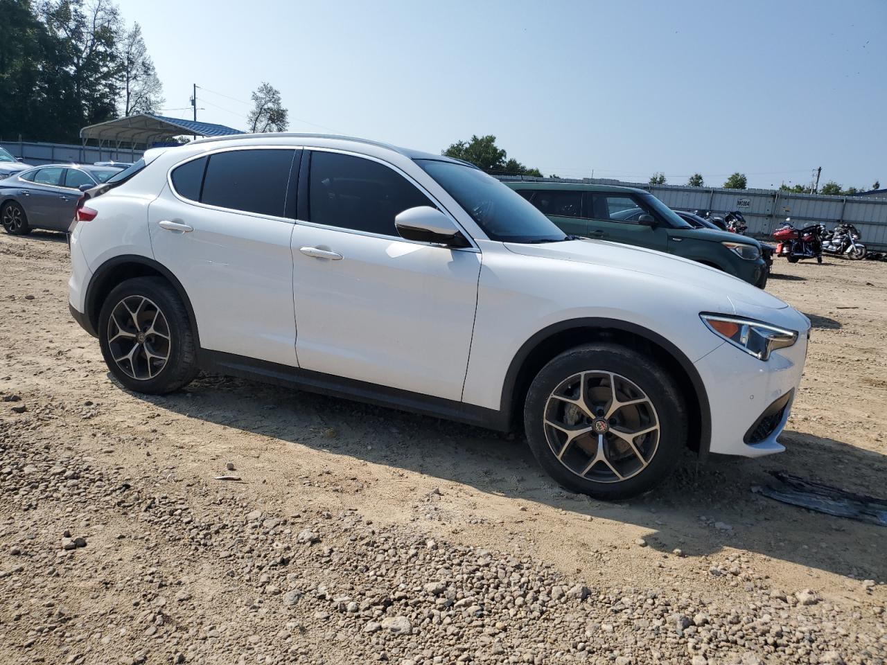 Автомобіль ALFA ROMEO STELVIO TI 2018 | GrandCar Автомобіль ALFA ROMEO STELVIO TI 2018 | GrandCar