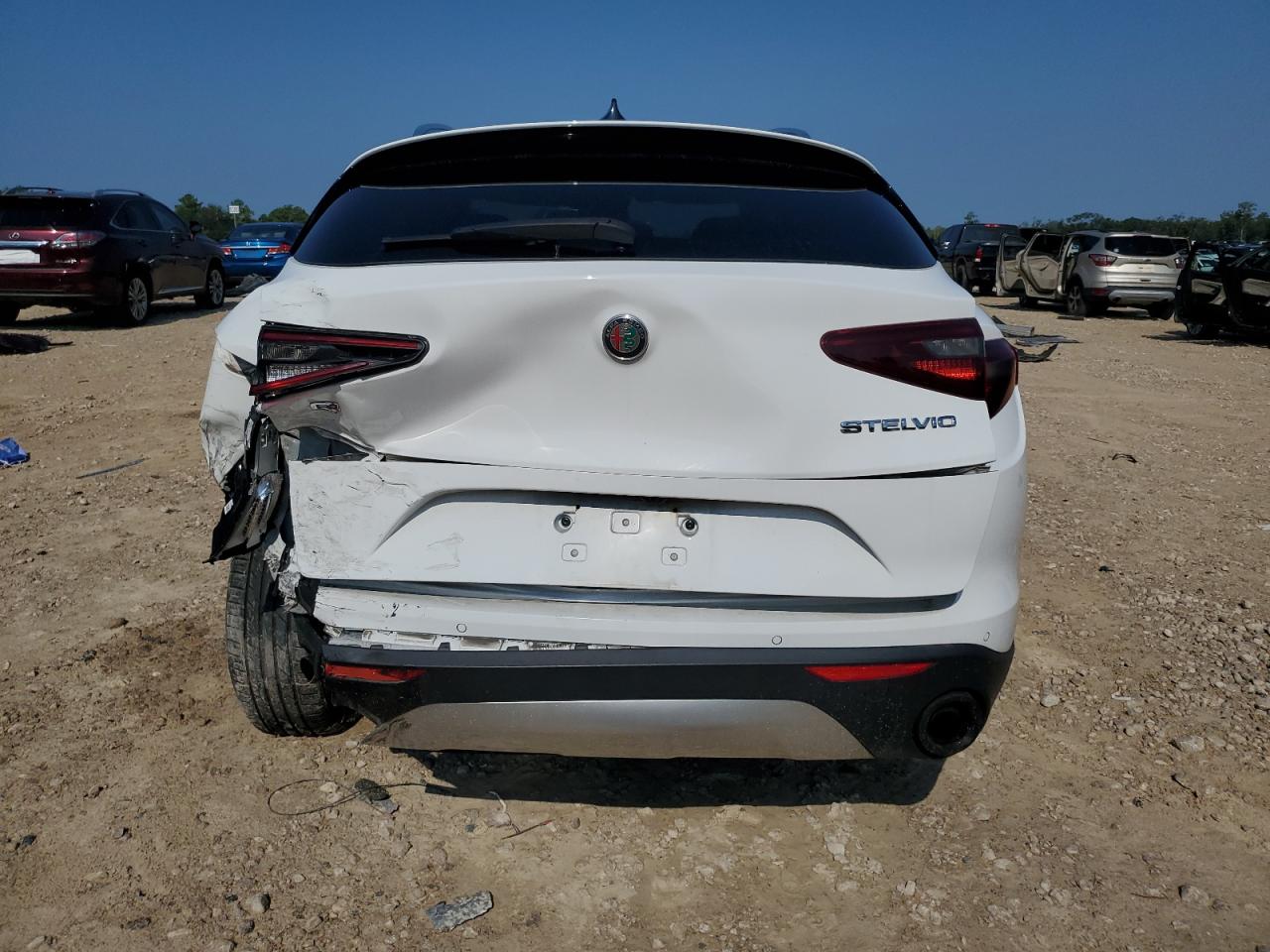Автомобіль ALFA ROMEO STELVIO TI 2018 | GrandCar Автомобіль ALFA ROMEO STELVIO TI 2018 | GrandCar
