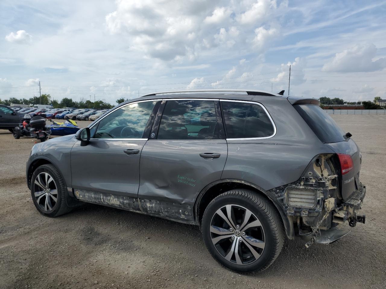 Автомобиль VOLKSWAGEN TOUAREG WOLFSBURG 2017 | GrandCar Автомобиль VOLKSWAGEN TOUAREG WOLFSBURG 2017 | GrandCar