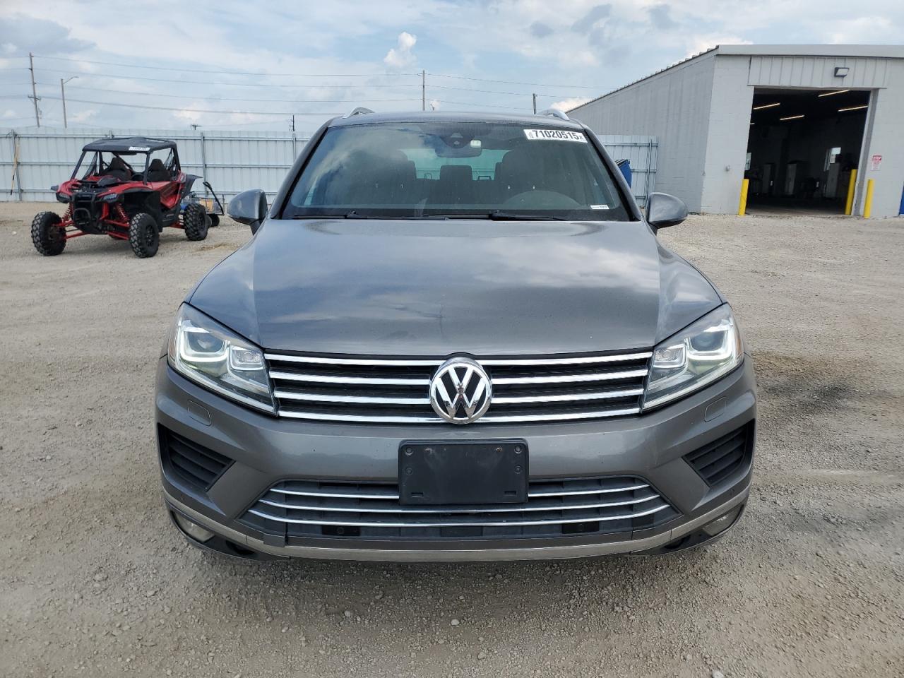 Автомобиль VOLKSWAGEN TOUAREG WOLFSBURG 2017 | GrandCar Автомобиль VOLKSWAGEN TOUAREG WOLFSBURG 2017 | GrandCar