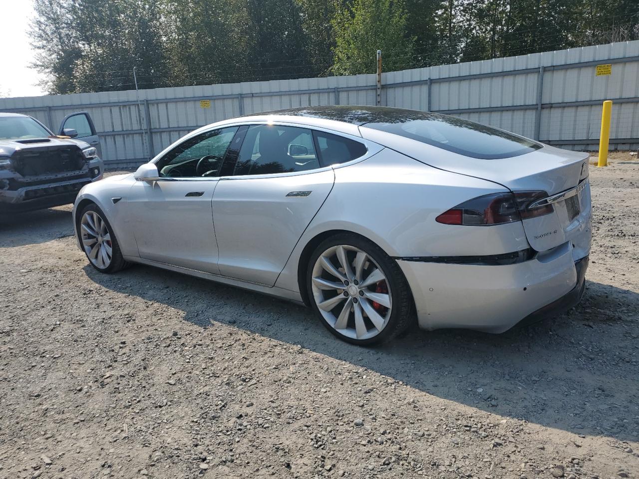 Автомобиль TESLA MODEL S 2017 | GrandCar Автомобиль TESLA MODEL S 2017 | GrandCar