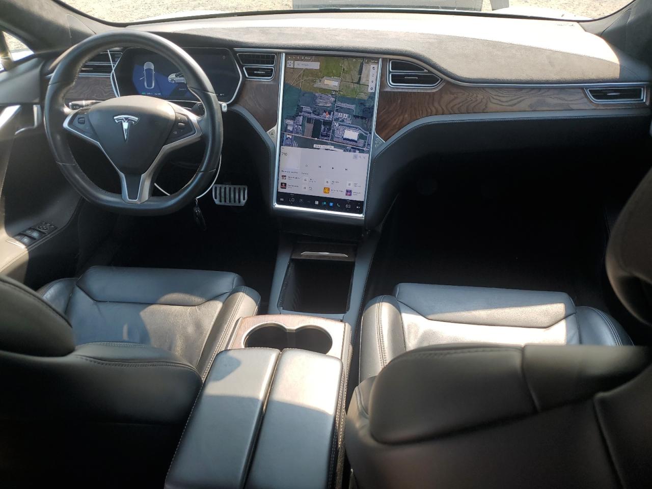 Автомобиль TESLA MODEL S 2017 | GrandCar Автомобиль TESLA MODEL S 2017 | GrandCar