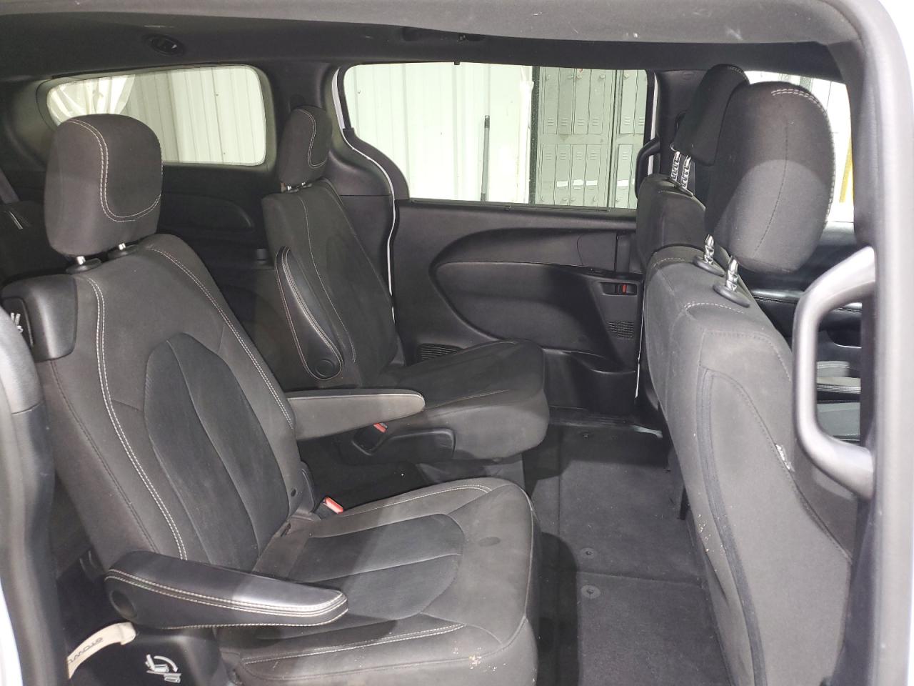 Автомобіль CHRYSLER PACIFICA TOURING PLUS 2019 | GrandCar Автомобіль CHRYSLER PACIFICA TOURING PLUS 2019 | GrandCar