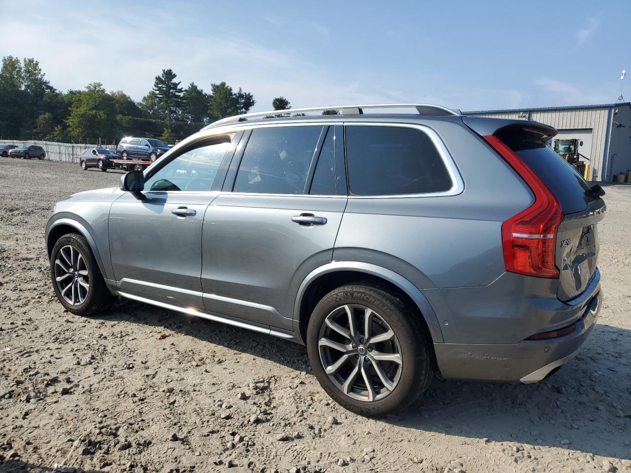 Автомобиль VOLVO XC90 T6 MOMENTUM 2019 | GrandCar Автомобиль VOLVO XC90 T6 MOMENTUM 2019 | GrandCar