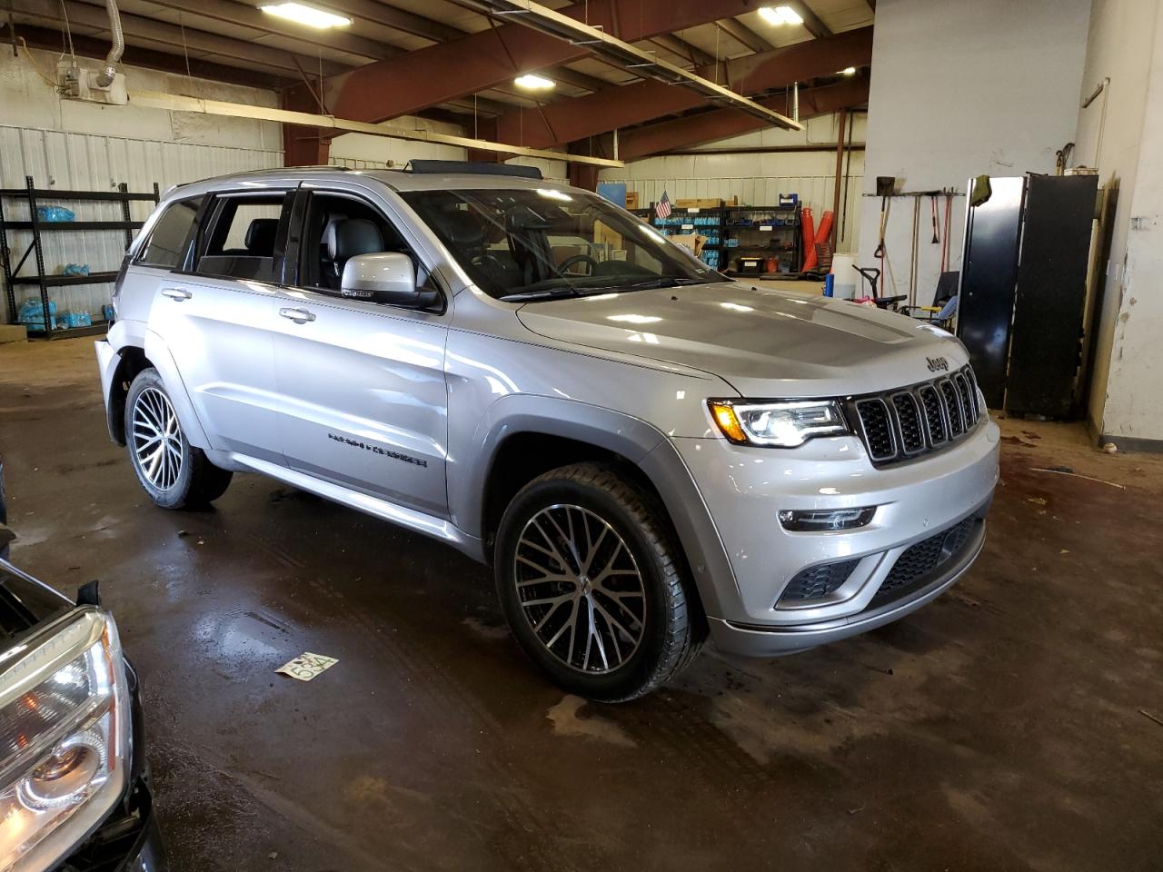Автомобиль JEEP GRAND CHEROKEE OVERLAND 2020 | GrandCar Автомобиль JEEP GRAND CHEROKEE OVERLAND 2020 | GrandCar