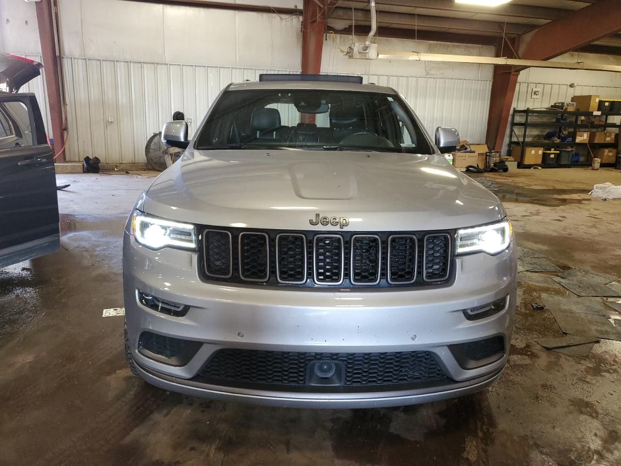 Автомобиль JEEP GRAND CHEROKEE OVERLAND 2020 | GrandCar Автомобиль JEEP GRAND CHEROKEE OVERLAND 2020 | GrandCar