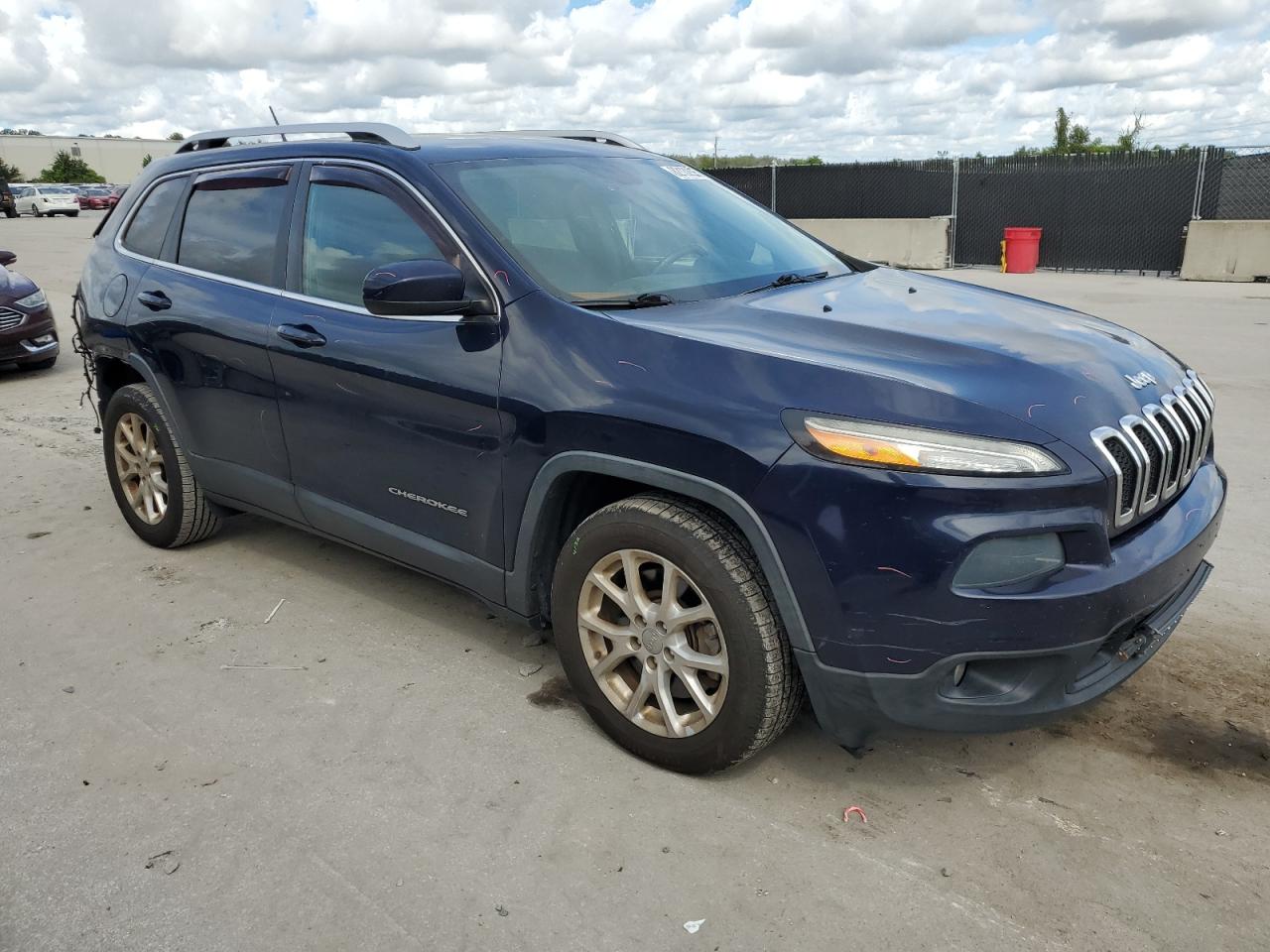 Автомобіль JEEP CHEROKEE LATITUDE 2015 | GrandCar Автомобіль JEEP CHEROKEE LATITUDE 2015 | GrandCar