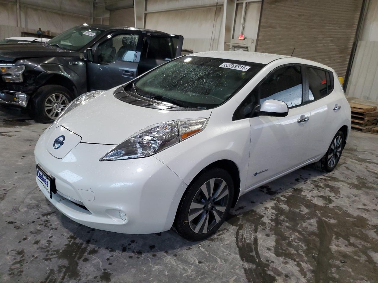 Автомобиль NISSAN LEAF S 2017 | GrandCar