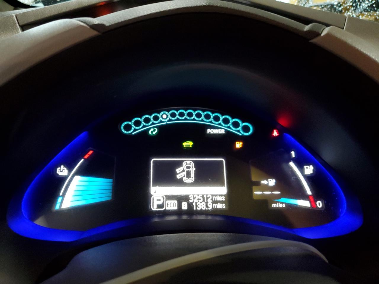 Автомобиль NISSAN LEAF S 2017 | GrandCar Автомобиль NISSAN LEAF S 2017 | GrandCar