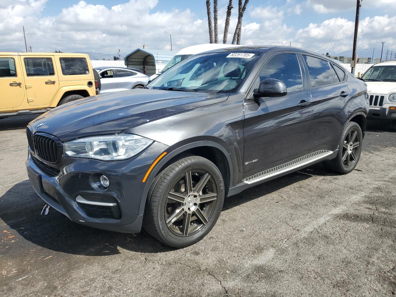 Автомобіль BMW X6 SDRIVE35I 2016 | GrandCar