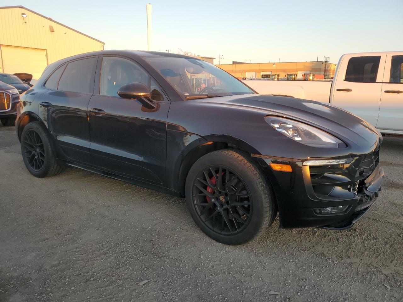 Автомобиль PORSCHE MACAN GTS 2018 | GrandCar Автомобиль PORSCHE MACAN GTS 2018 | GrandCar