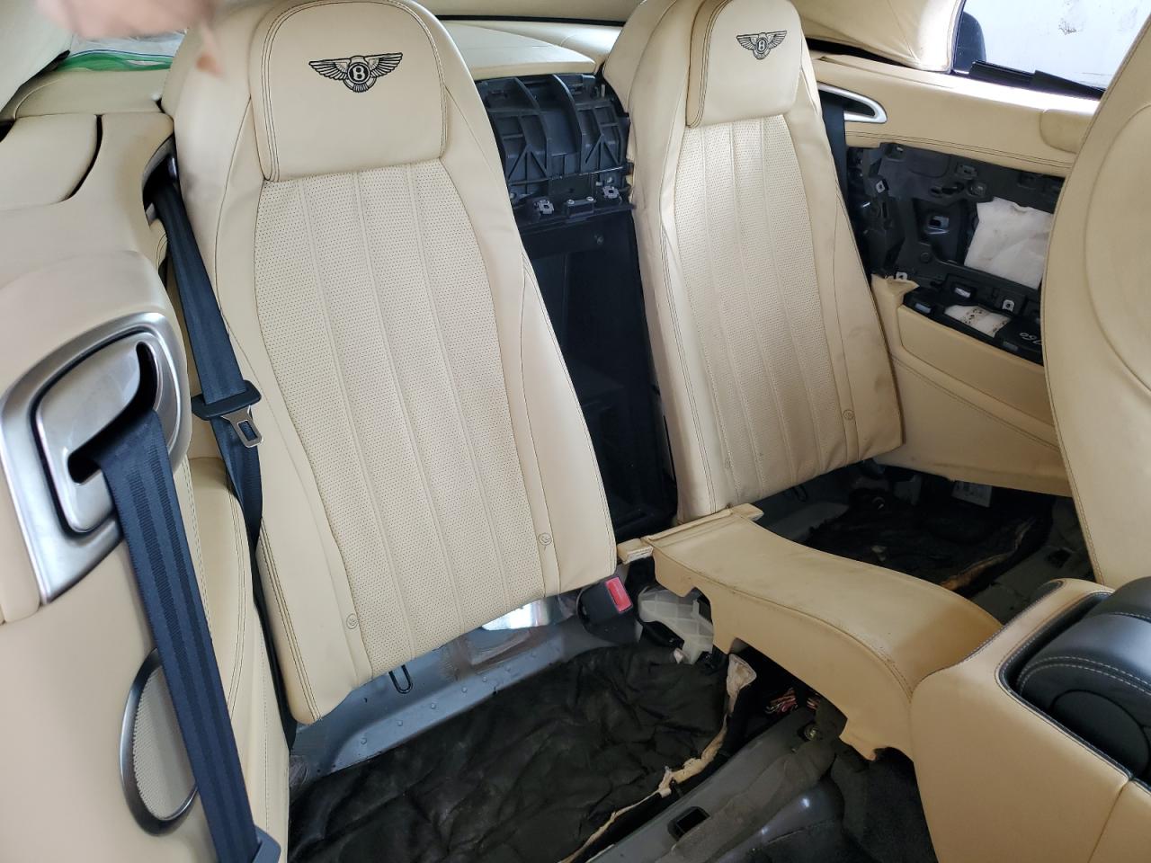 Автомобиль BENTLEY CONTINENTAL GTC 2012 | GrandCar Автомобиль BENTLEY CONTINENTAL GTC 2012 | GrandCar