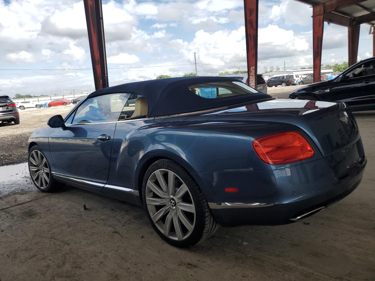 Автомобиль BENTLEY CONTINENTAL GTC 2012 | GrandCar Автомобиль BENTLEY CONTINENTAL GTC 2012 | GrandCar