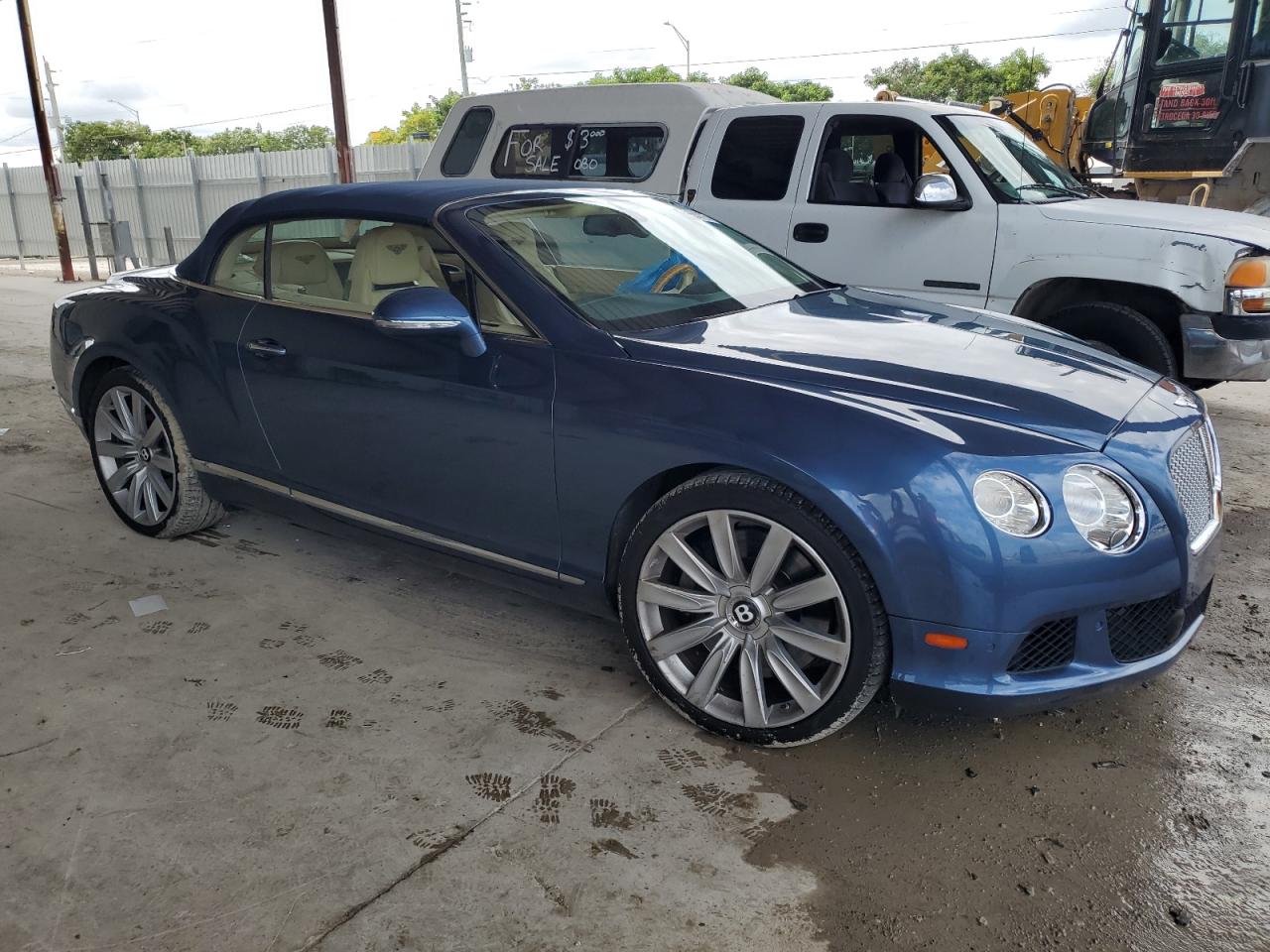 Автомобиль BENTLEY CONTINENTAL GTC 2012 | GrandCar Автомобиль BENTLEY CONTINENTAL GTC 2012 | GrandCar