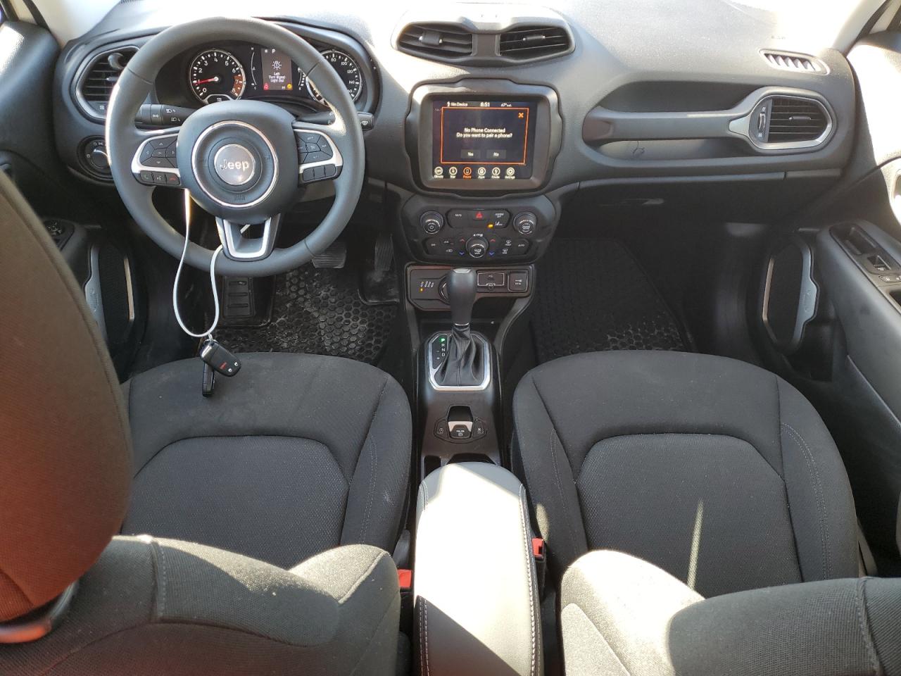 Автомобіль JEEP RENEGADE LATITUDE 2023 | GrandCar Автомобіль JEEP RENEGADE LATITUDE 2023 | GrandCar