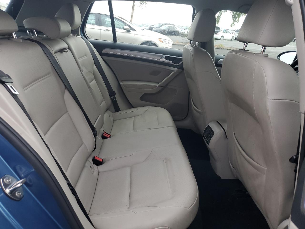 Автомобіль VOLKSWAGEN E-GOLF SEL PREMIUM 2016 | GrandCar Автомобіль VOLKSWAGEN E-GOLF SEL PREMIUM 2016 | GrandCar