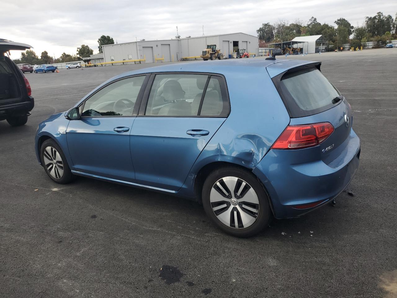 Автомобіль VOLKSWAGEN E-GOLF SEL PREMIUM 2016 | GrandCar Автомобіль VOLKSWAGEN E-GOLF SEL PREMIUM 2016 | GrandCar