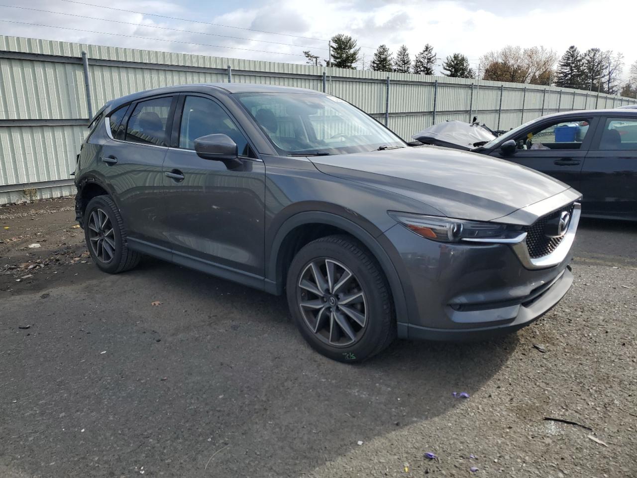 Автомобіль MAZDA CX-5 GRAND TOURING 2017 | GrandCar Автомобіль MAZDA CX-5 GRAND TOURING 2017 | GrandCar