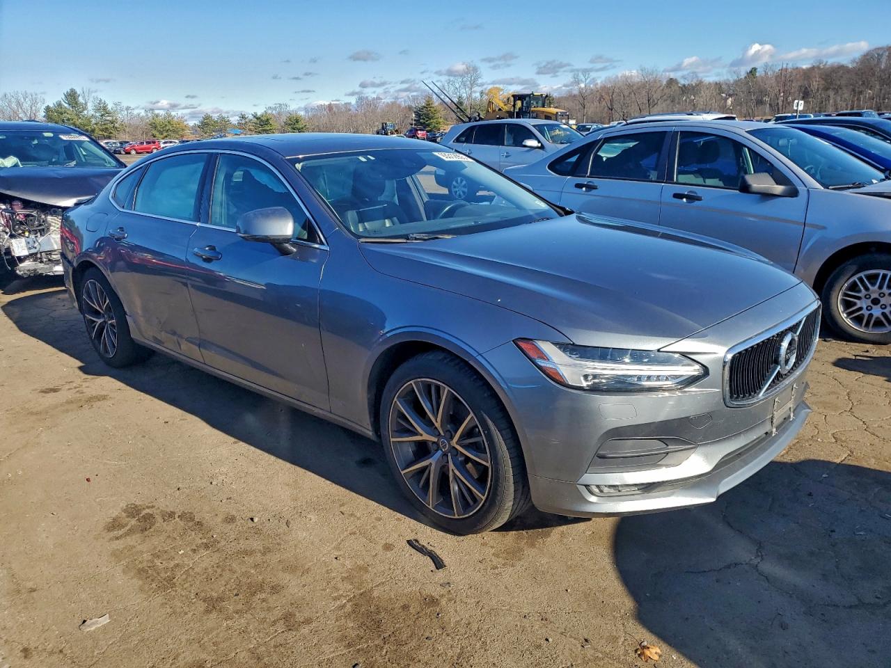 Автомобиль VOLVO S90 T5 MOMENTUM 2018 | GrandCar Автомобиль VOLVO S90 T5 MOMENTUM 2018 | GrandCar