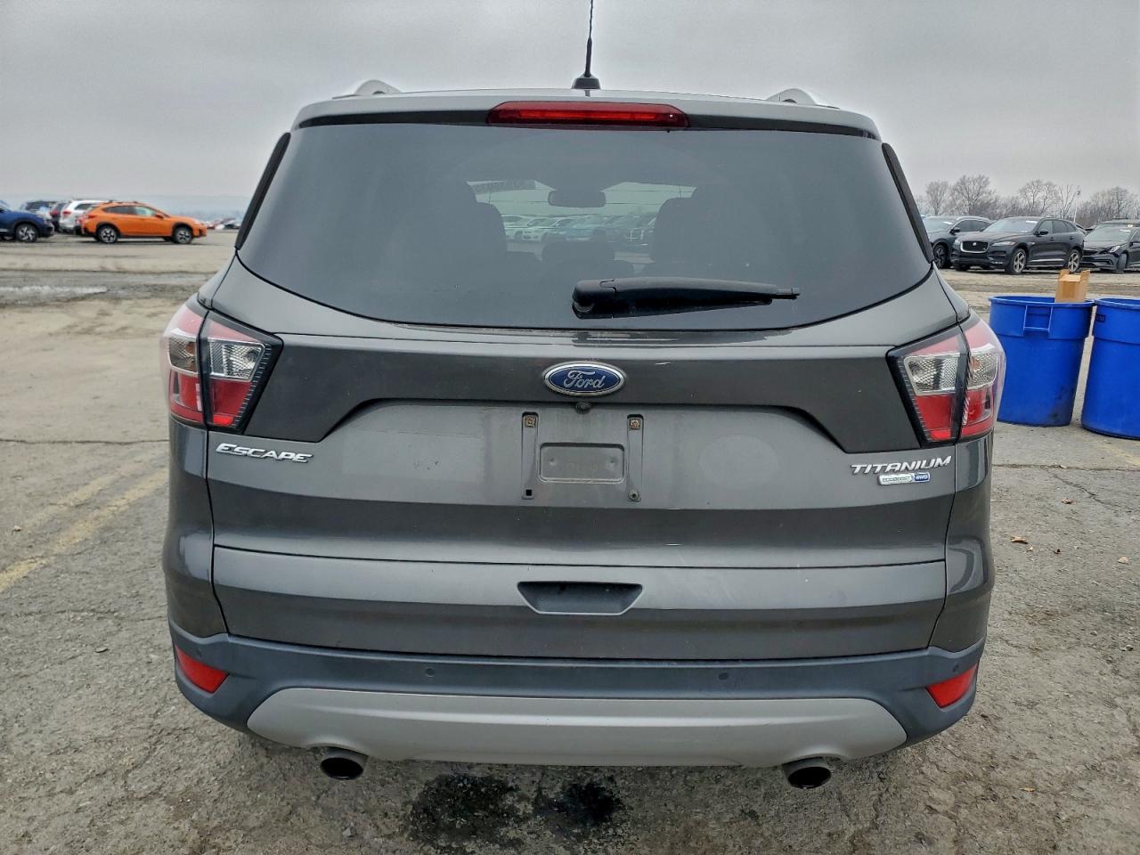Автомобиль FORD ESCAPE TITANIUM 2017 | GrandCar Автомобиль FORD ESCAPE TITANIUM 2017 | GrandCar