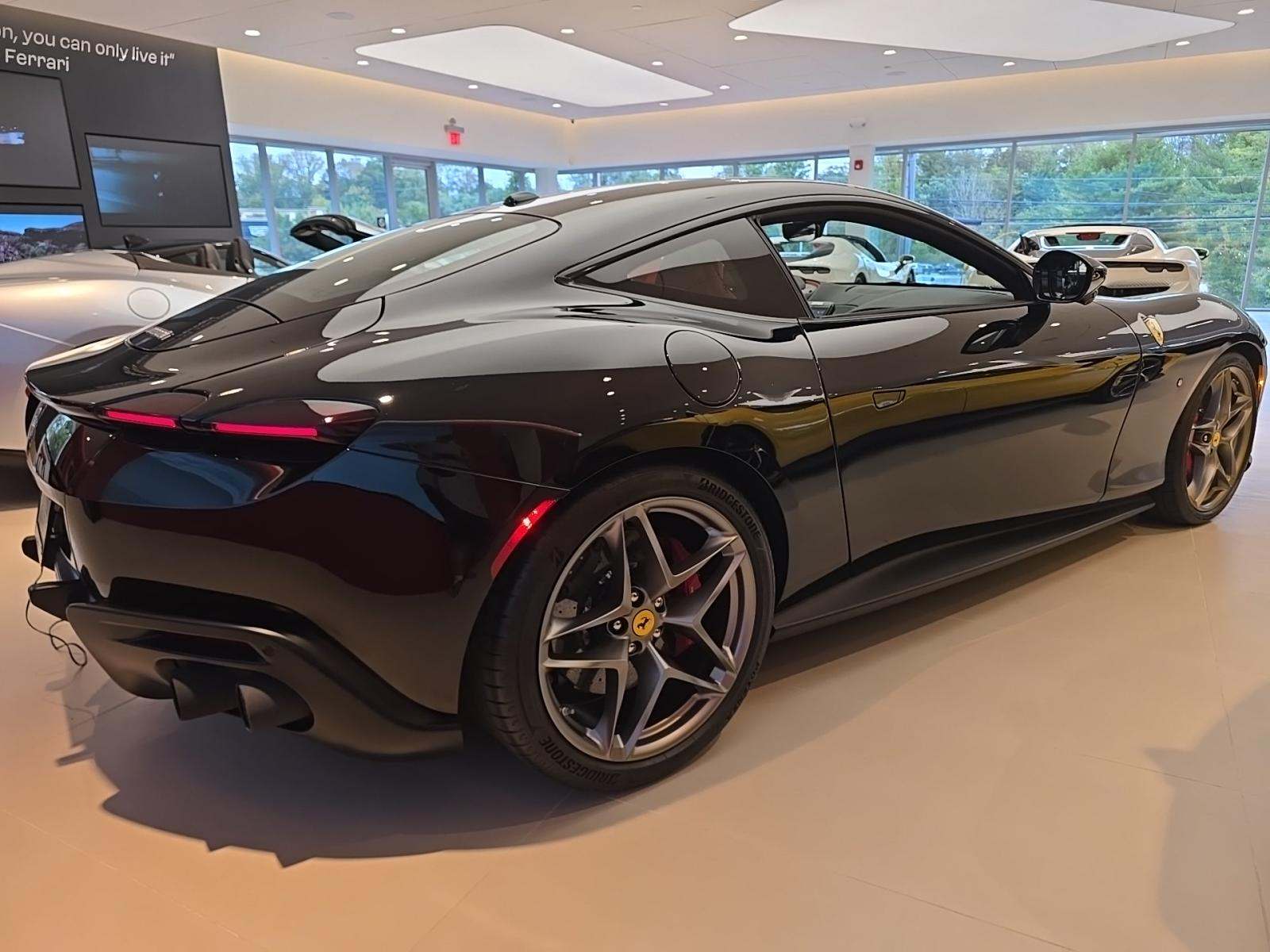 Автомобіль Ferrari Roma Coupe 2023 | GrandCar Автомобіль Ferrari Roma Coupe 2023 | GrandCar