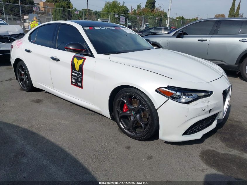 Автомобиль ALFA ROMEO GIULIA TI SPORT 2018 | GrandCar Автомобиль ALFA ROMEO GIULIA TI SPORT 2018 | GrandCar