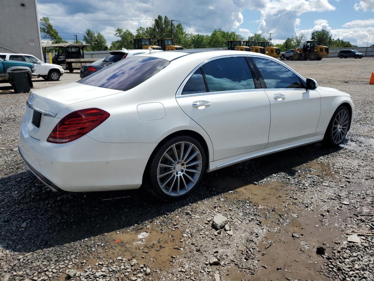 Автомобиль MERCEDES-BENZ S 550 2016 | GrandCar Автомобиль MERCEDES-BENZ S 550 2016 | GrandCar