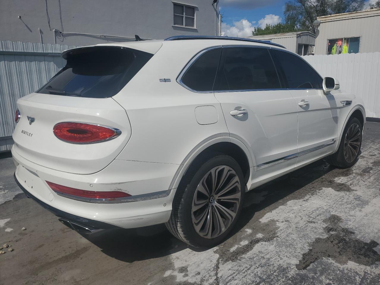 Автомобіль BENTLEY BENTAYGA 2021 | GrandCar Автомобіль BENTLEY BENTAYGA 2021 | GrandCar