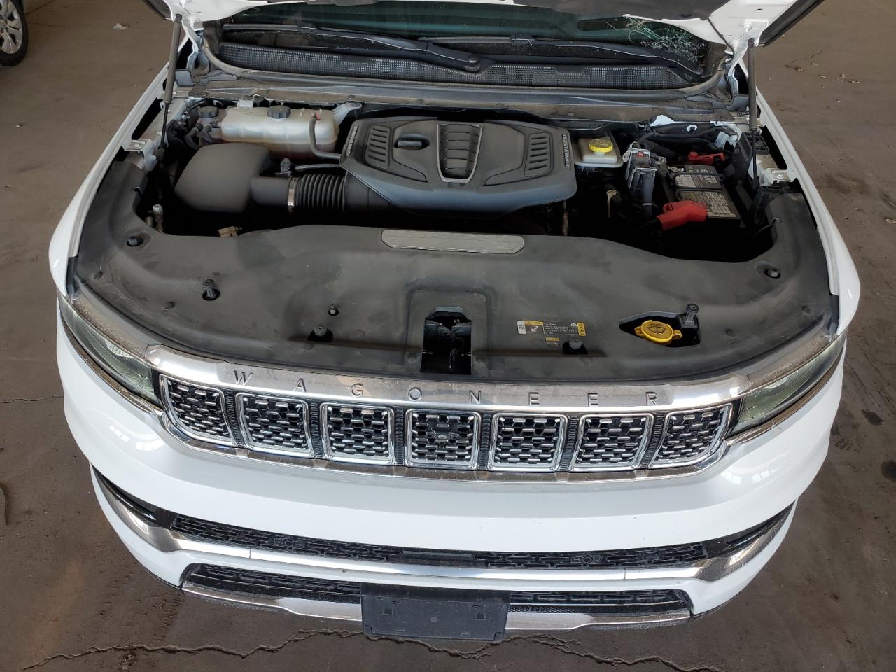 Автомобиль JEEP GRAND WAGONEER L SERIES III 2023 | GrandCar Автомобиль JEEP GRAND WAGONEER L SERIES III 2023 | GrandCar