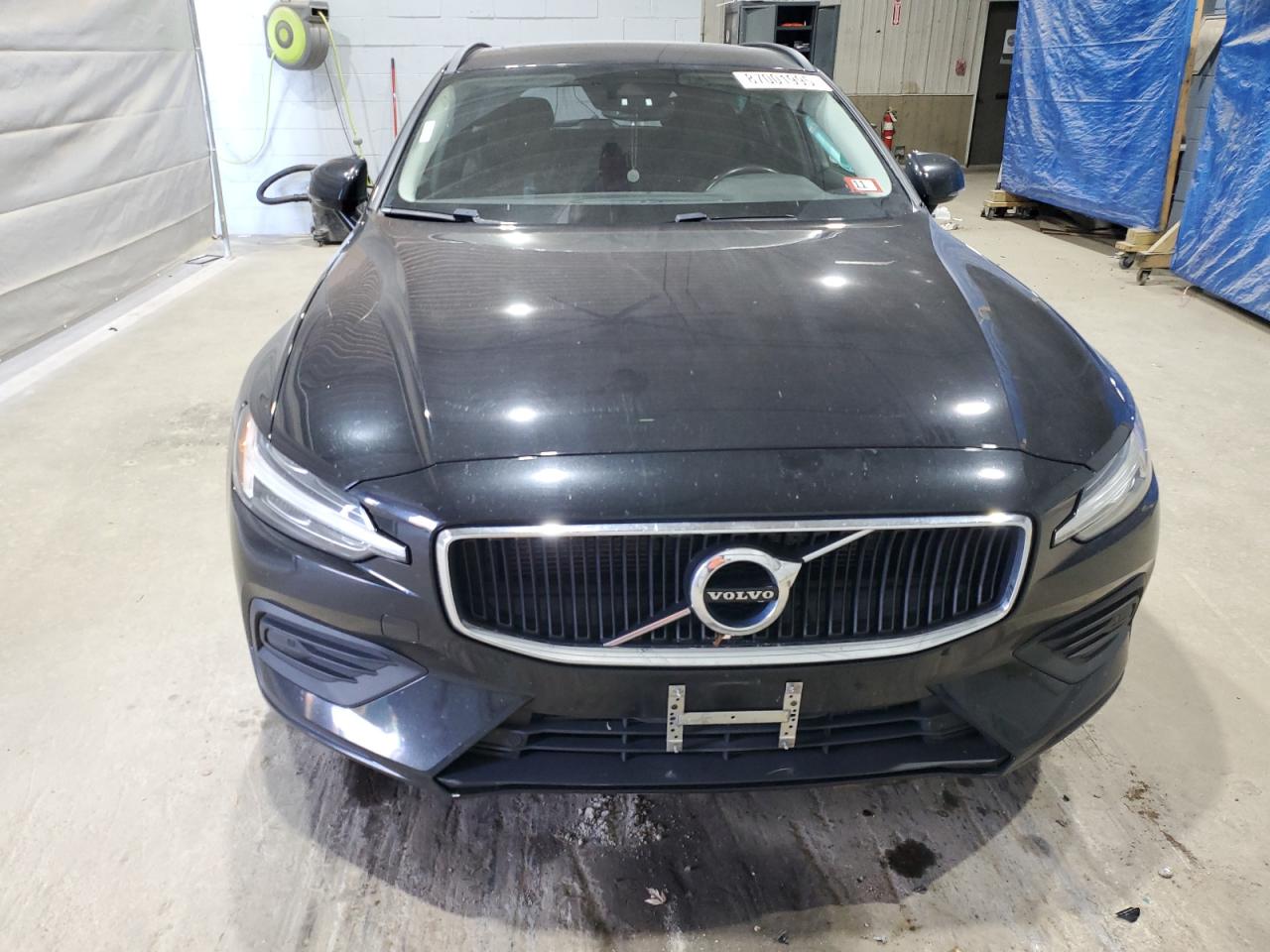Автомобіль VOLVO V60 T6 MOMENTUM 2019 | GrandCar Автомобіль VOLVO V60 T6 MOMENTUM 2019 | GrandCar