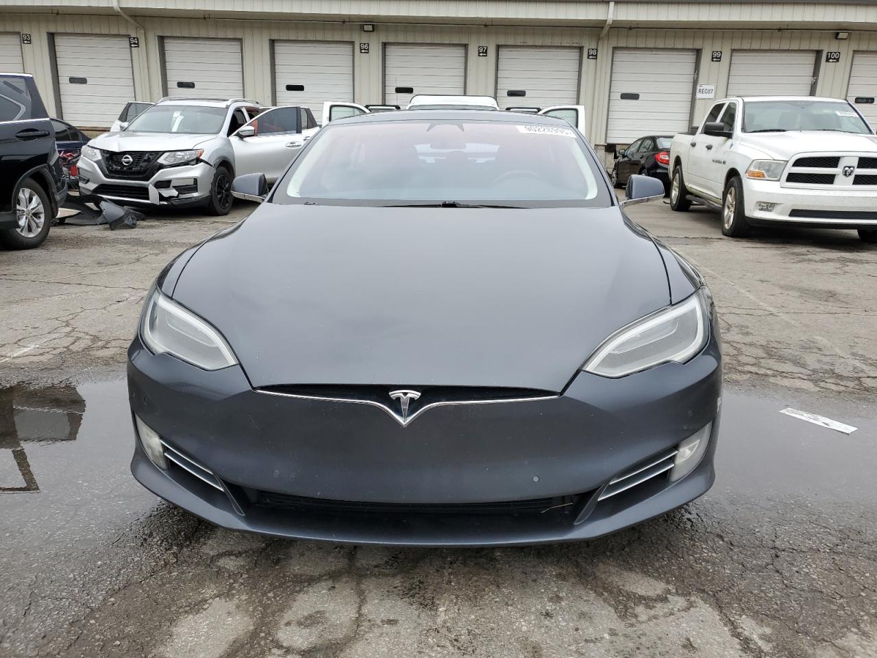 Автомобіль TESLA MODEL S 2018 | GrandCar Автомобіль TESLA MODEL S 2018 | GrandCar