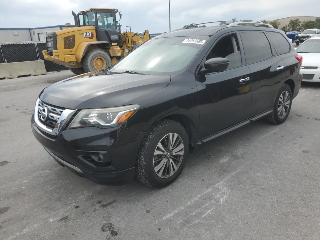 Автомобиль NISSAN PATHFINDER S 2018 | GrandCar