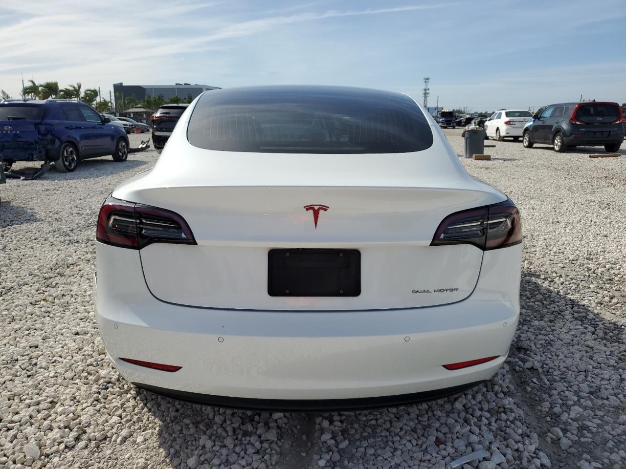 Автомобіль TESLA MODEL 3 2019 | GrandCar Автомобіль TESLA MODEL 3 2019 | GrandCar