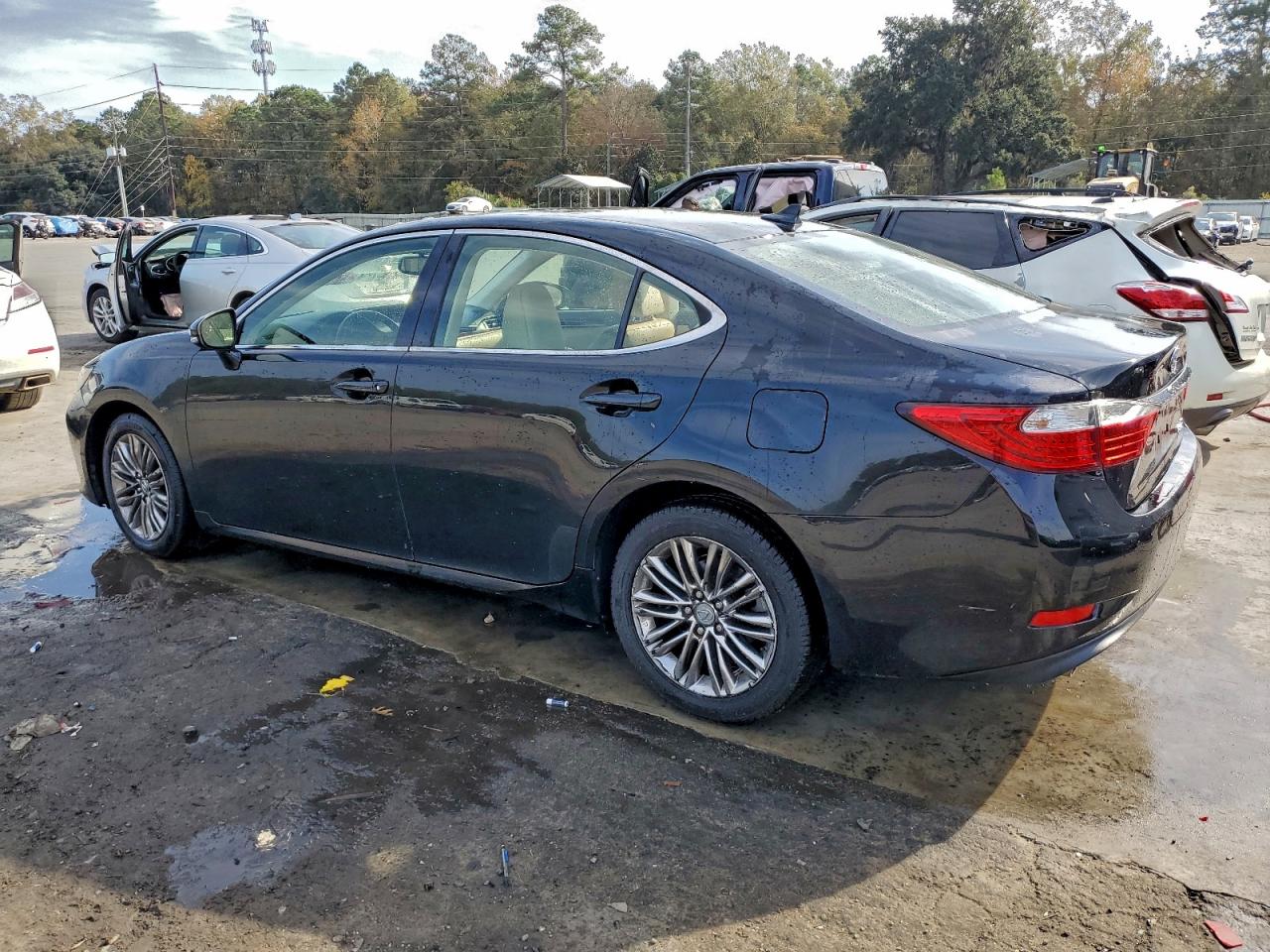 Автомобиль LEXUS ES 350 2013 | GrandCar Автомобиль LEXUS ES 350 2013 | GrandCar