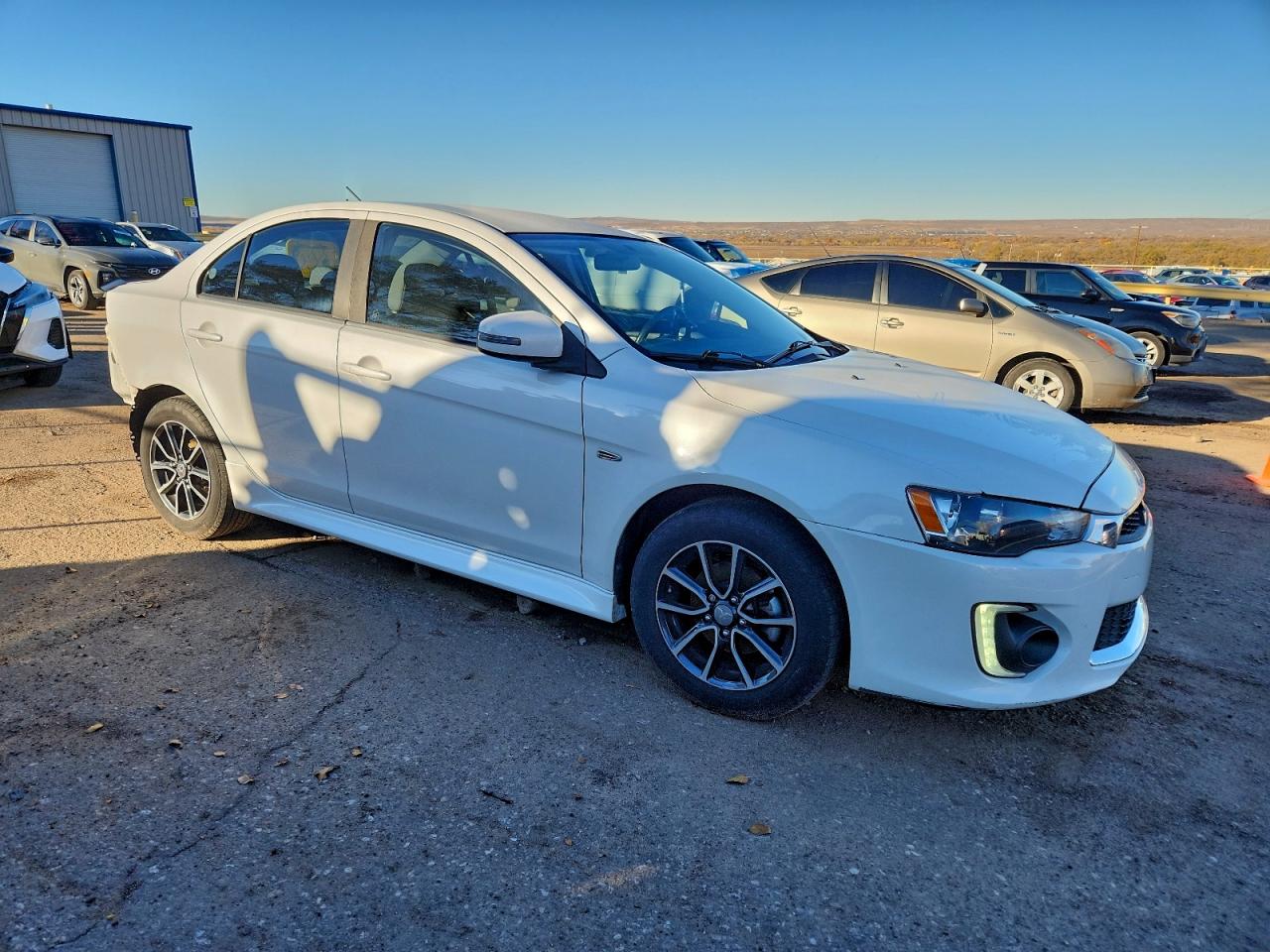 Автомобіль MITSUBISHI LANCER ES 2017 | GrandCar Автомобіль MITSUBISHI LANCER ES 2017 | GrandCar
