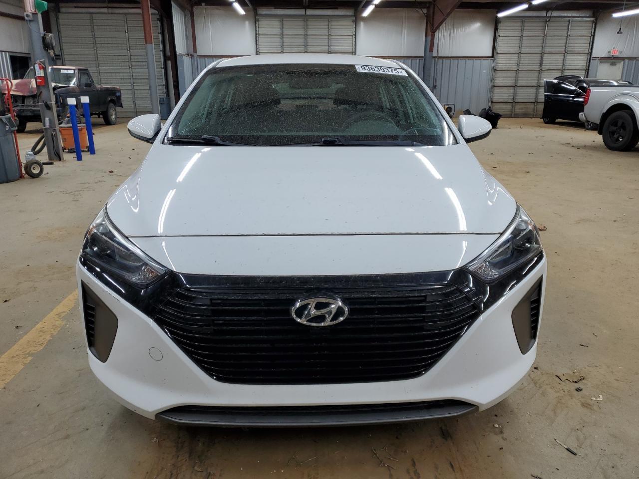 Автомобиль HYUNDAI IONIQ BLUE 2019 | GrandCar Автомобиль HYUNDAI IONIQ BLUE 2019 | GrandCar