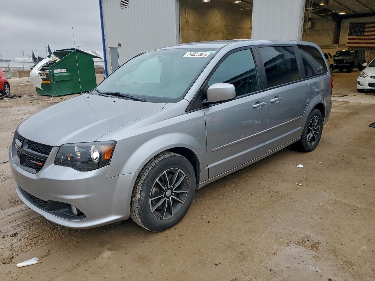 Автомобіль DODGE GRAND CARAVAN SXT 2015 | GrandCar