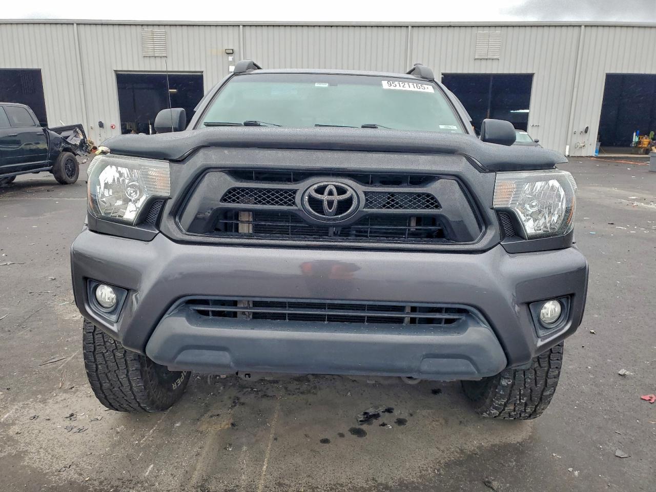 Автомобіль TOYOTA TACOMA DOUBLE CAB PRERUNNER 2015 | GrandCar Автомобіль TOYOTA TACOMA DOUBLE CAB PRERUNNER 2015 | GrandCar