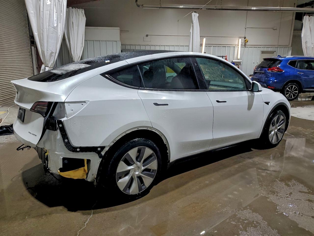 Автомобиль TESLA MODEL Y 2023 | GrandCar Автомобиль TESLA MODEL Y 2023 | GrandCar