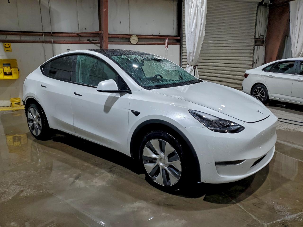 Автомобиль TESLA MODEL Y 2023 | GrandCar Автомобиль TESLA MODEL Y 2023 | GrandCar
