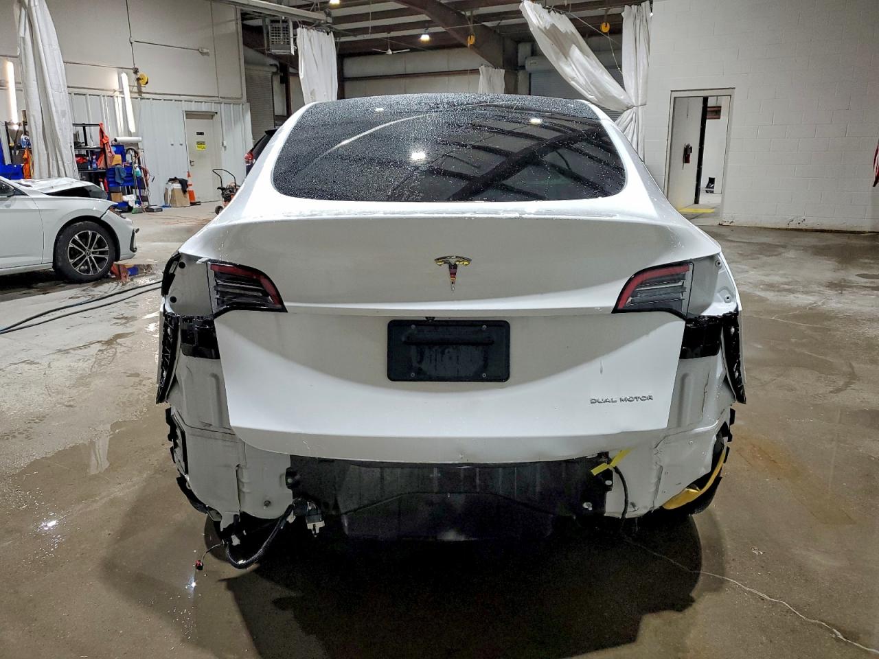 Автомобиль TESLA MODEL Y 2023 | GrandCar Автомобиль TESLA MODEL Y 2023 | GrandCar