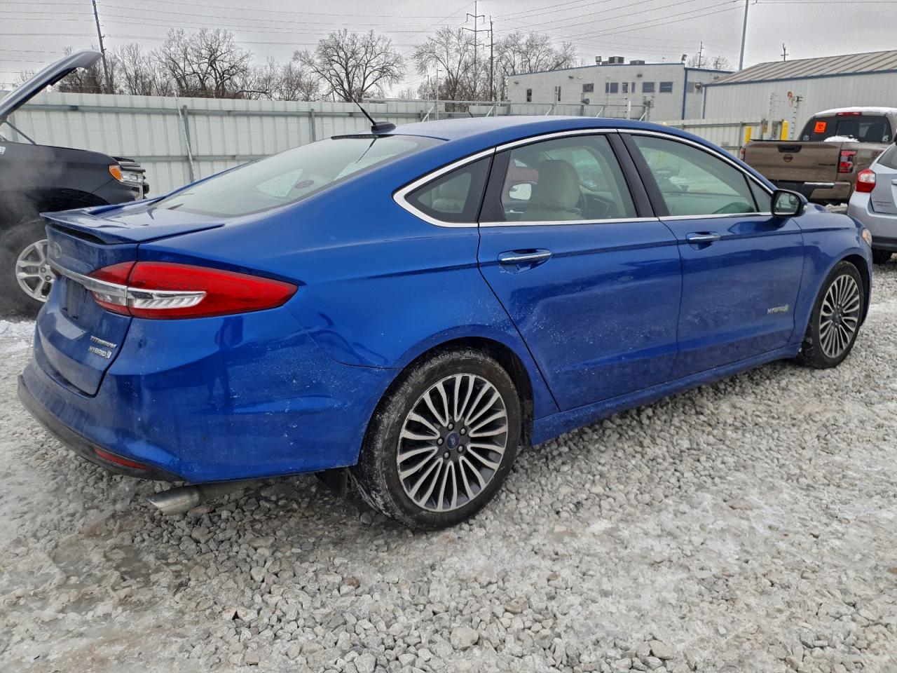 Автомобиль FORD FUSION TITANIUM/PLATINUM HEV 2018 | GrandCar Автомобиль FORD FUSION TITANIUM/PLATINUM HEV 2018 | GrandCar