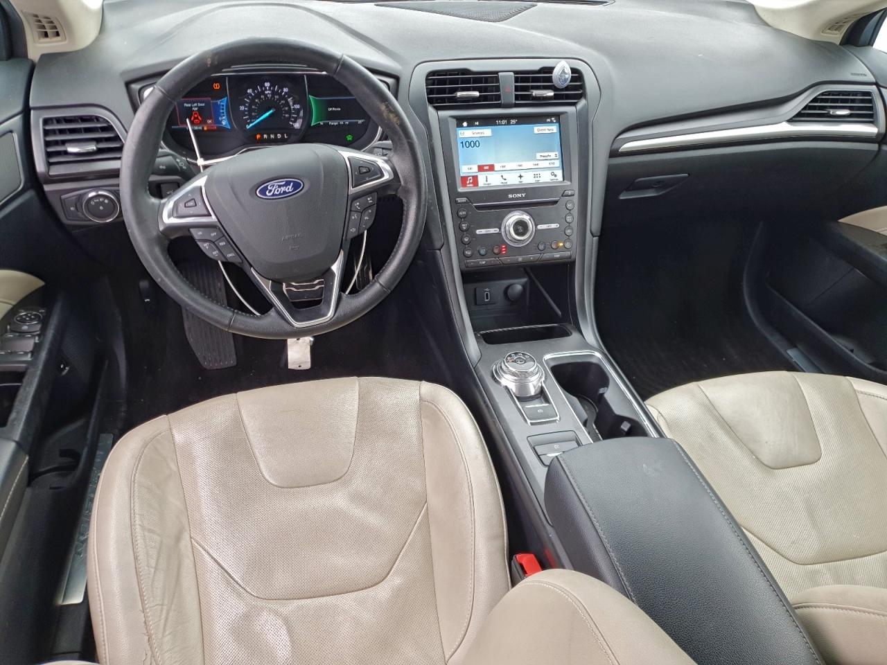 Автомобиль FORD FUSION TITANIUM/PLATINUM HEV 2018 | GrandCar Автомобиль FORD FUSION TITANIUM/PLATINUM HEV 2018 | GrandCar