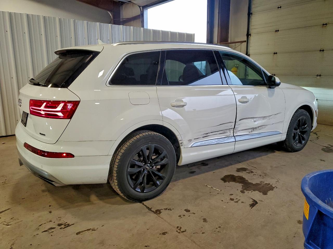 Автомобиль AUDI Q7 PREMIUM PLUS 2018 | GrandCar Автомобиль AUDI Q7 PREMIUM PLUS 2018 | GrandCar