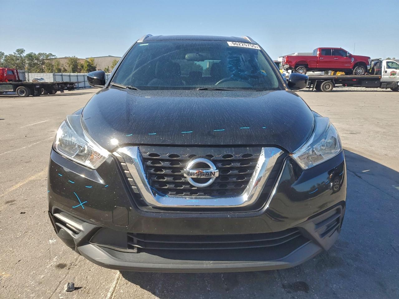 Автомобиль NISSAN KICKS S 2018 | GrandCar Автомобиль NISSAN KICKS S 2018 | GrandCar