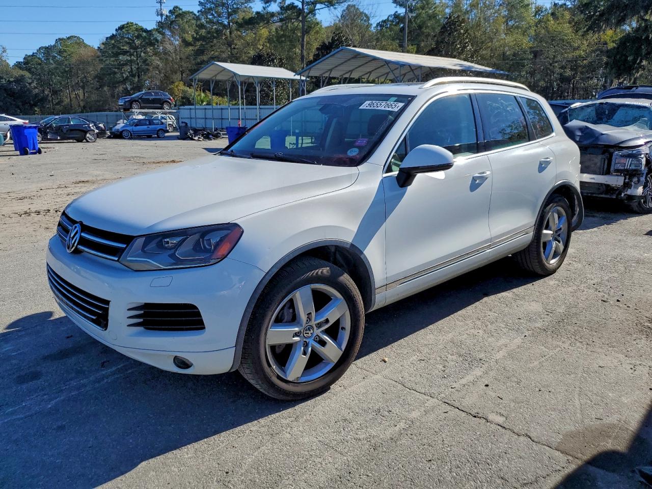 Автомобиль VOLKSWAGEN TOUAREG V6 TDI 2013 | GrandCar